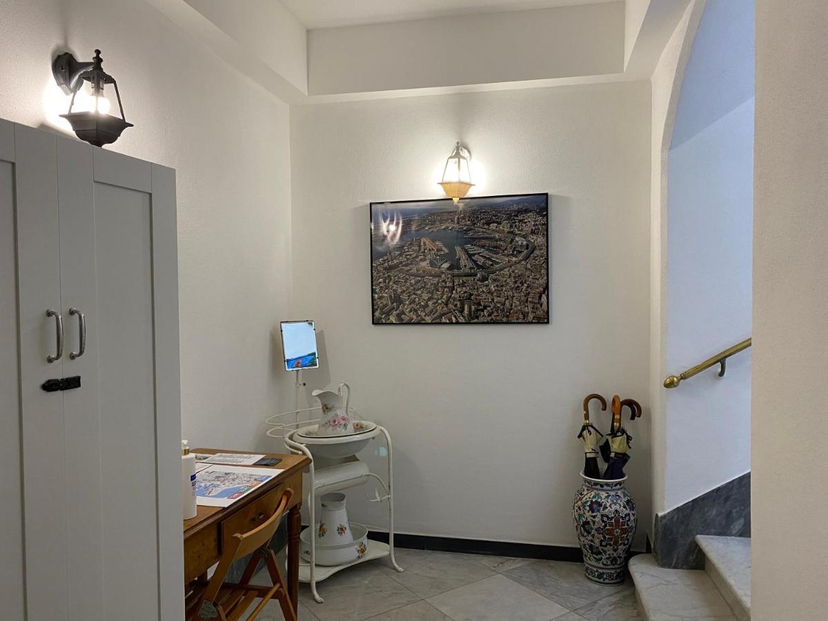 B&B Dormire Dai Grimaldi Gênes Extérieur photo